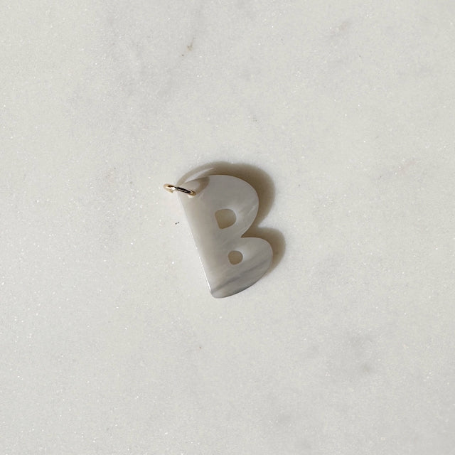 Buchstaben-Anhänger B