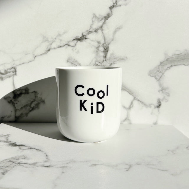 Porzellanbecher Cool Kid