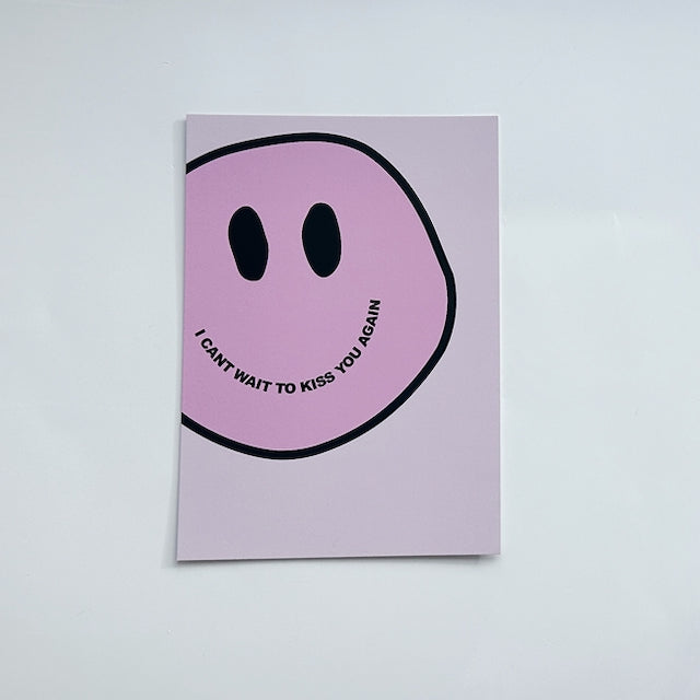 Post and greeting card "Kiss"
