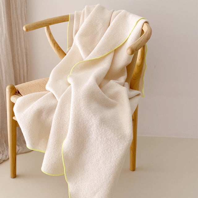Yoga-Decke aus gekochter Wolle, ecru